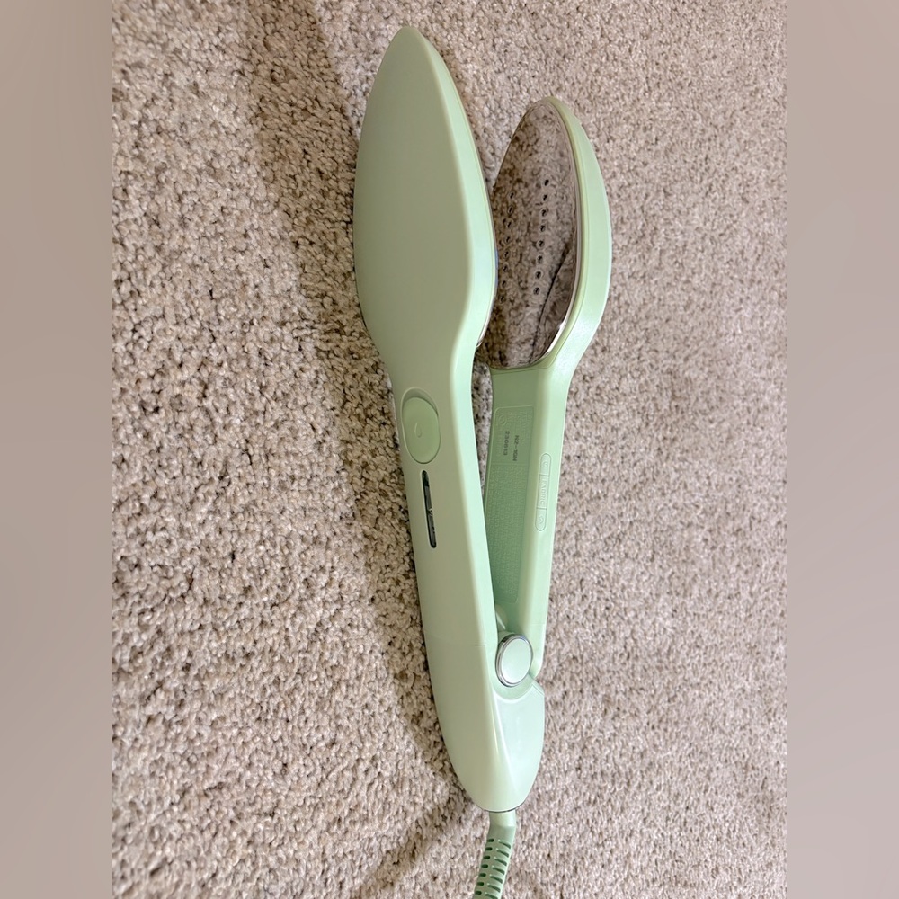 Nori Press Steam Iron